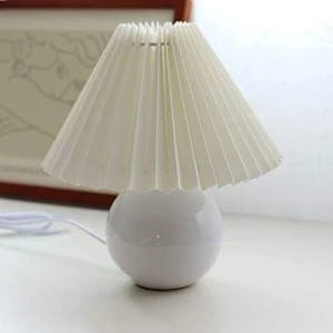 Lámpara De Mesa Plisada Coreana Estructura Blanco Pantalla Blanco