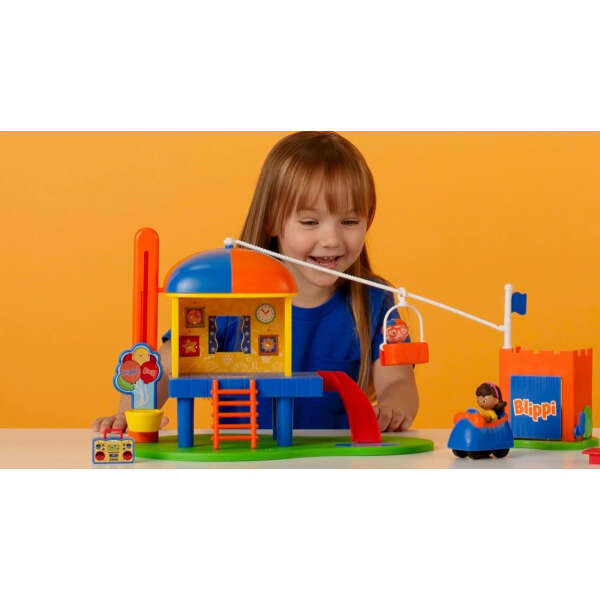 Blippi Ultimate Party Adventure, Deluxe Playset - Image 4