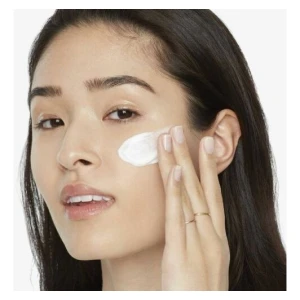 Olay, Regenerist Hialurónica, Hidratante Facial Fps 30 Tipo De Piel Todo Tipo De Piel - Image 2