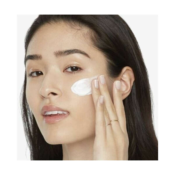 Olay, Regenerist Hialurónica, Hidratante Facial Fps 30 Tipo De Piel Todo Tipo De Piel - Image 2