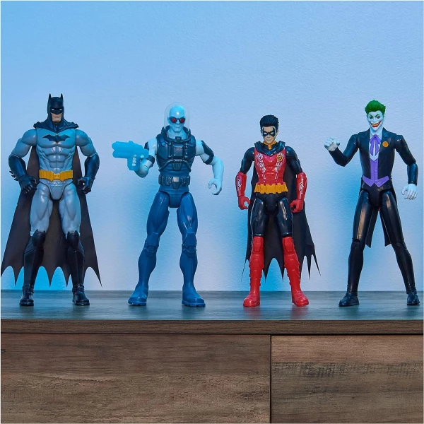 Figura De Acción De Batman De 30cm Dc Comics - Image 4