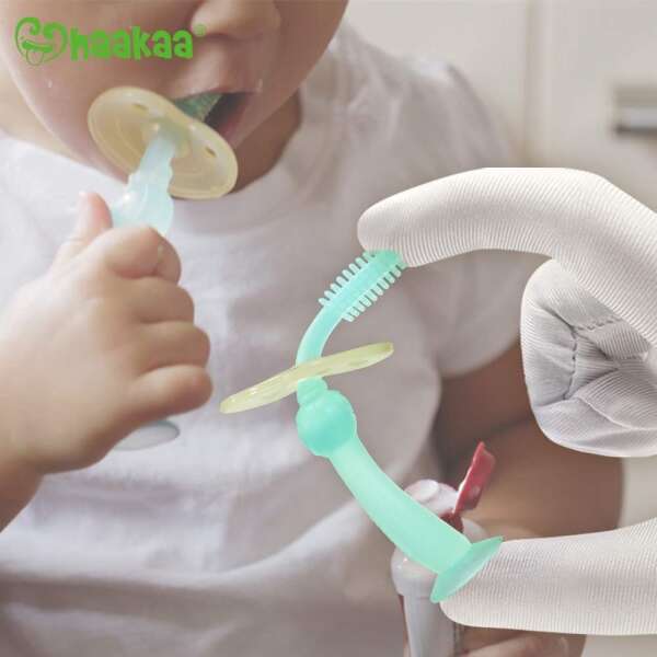 Haakaa 360° Cepillo De Dientes De Silicona Para Bebé - Image 5