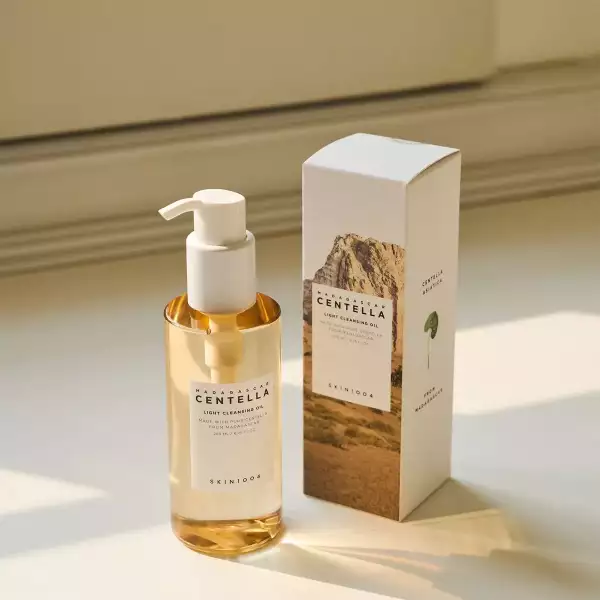 Skin1004 Madagascar Centella Light Cleansing Oil 30ml - Image 5