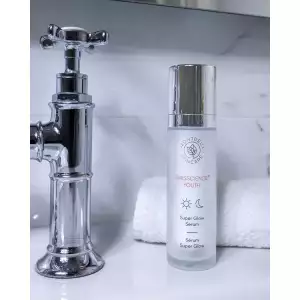 Montreux Skincare Serum Super Glow Nutrición Antiedad 30ml - Image 4
