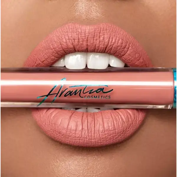 Arantza Cosmetics Labial Larga Duración 100% Matte 4ml - Image 2